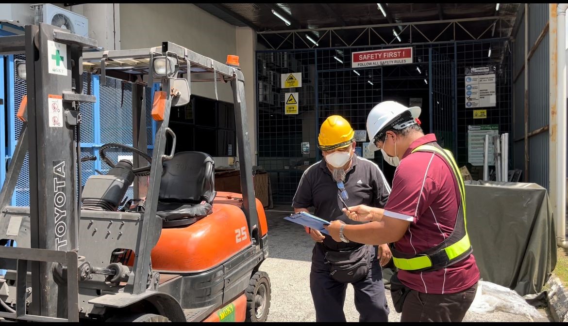 HSED SAFE HANDLING OF FORKLIFT TRUCK 1 TRANSWATER